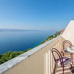 & Restaurant Galeb شقة *