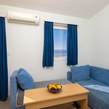 Apartment & Restaurant Galeb