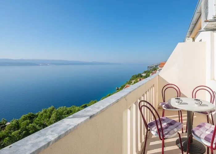 & Restaurant Galeb 아파트 *